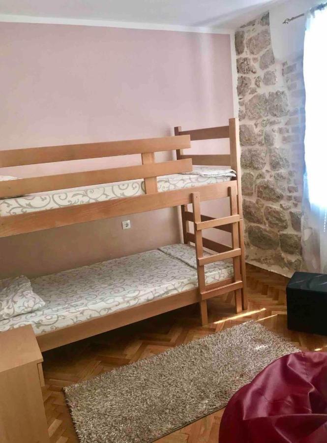 Appartamento Cozy Little House Cattaro Esterno foto